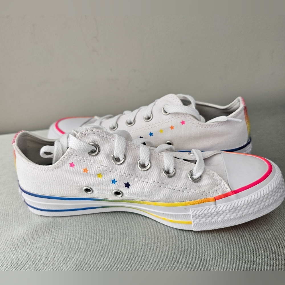 NWOB  CONVERSE White Low Love Pride Sneakers, Shoes - Picture 6 of 9